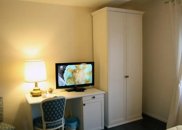 Bb Sesto Piano Bed & Breakfast 4*